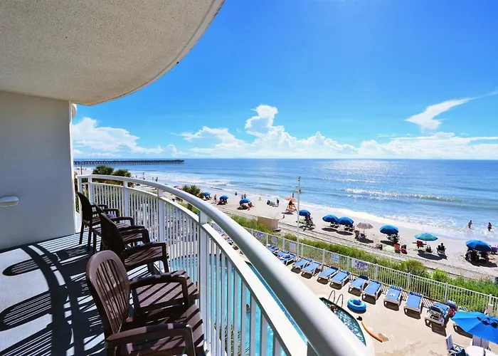 Deluxe Ocean Front Two-Bedroom Condo In Sandy Beach Resort